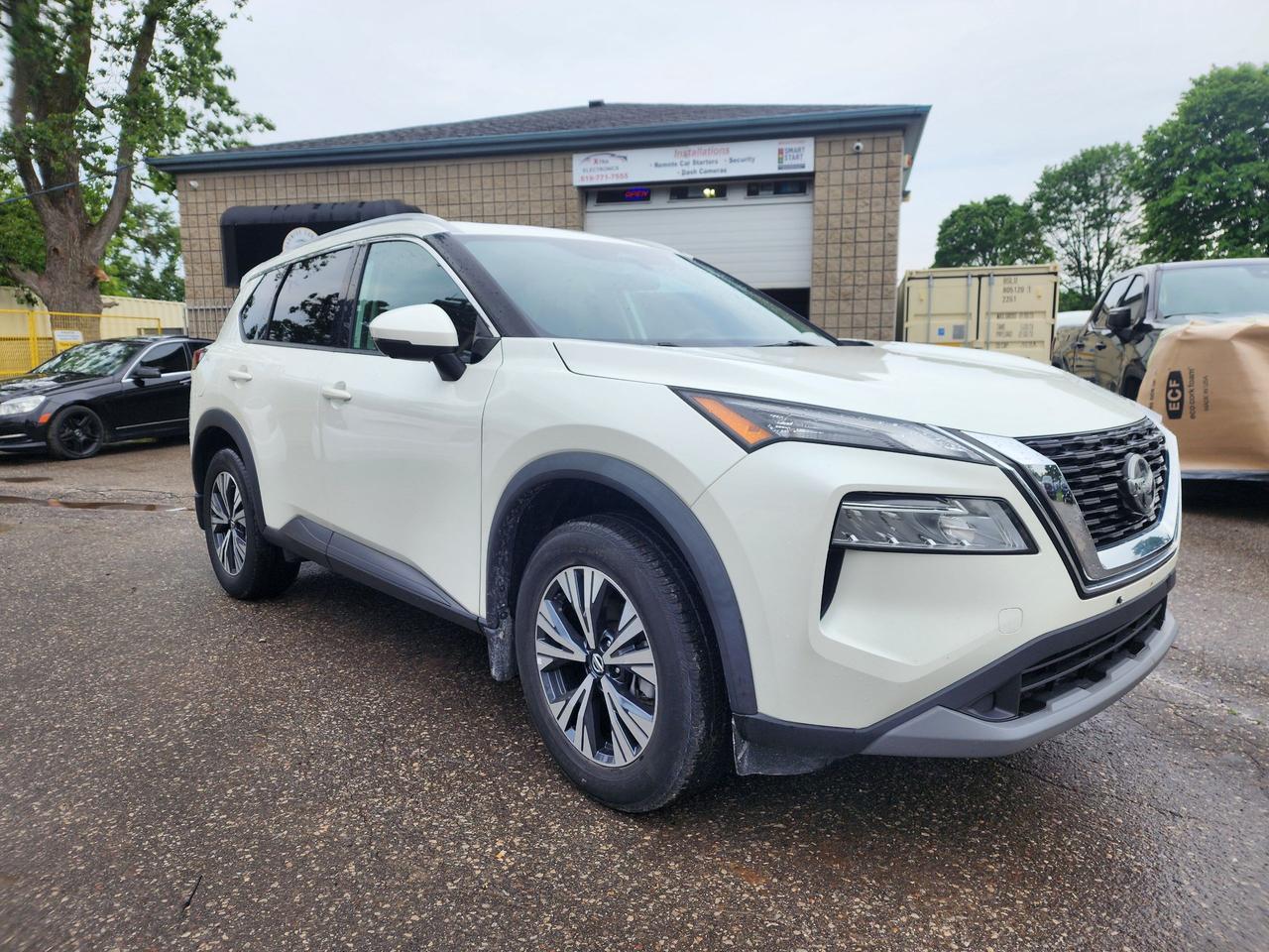 2021 Nissan Rogue SV l Clean Carfax l AWD l Fuel Efficient l Photo