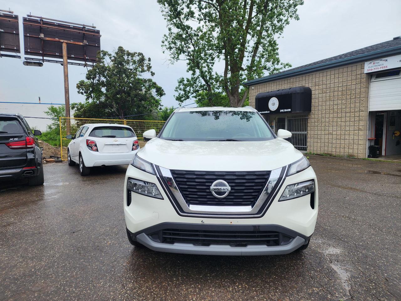 2021 Nissan Rogue SV l Clean Carfax l AWD l Fuel Efficient l Photo