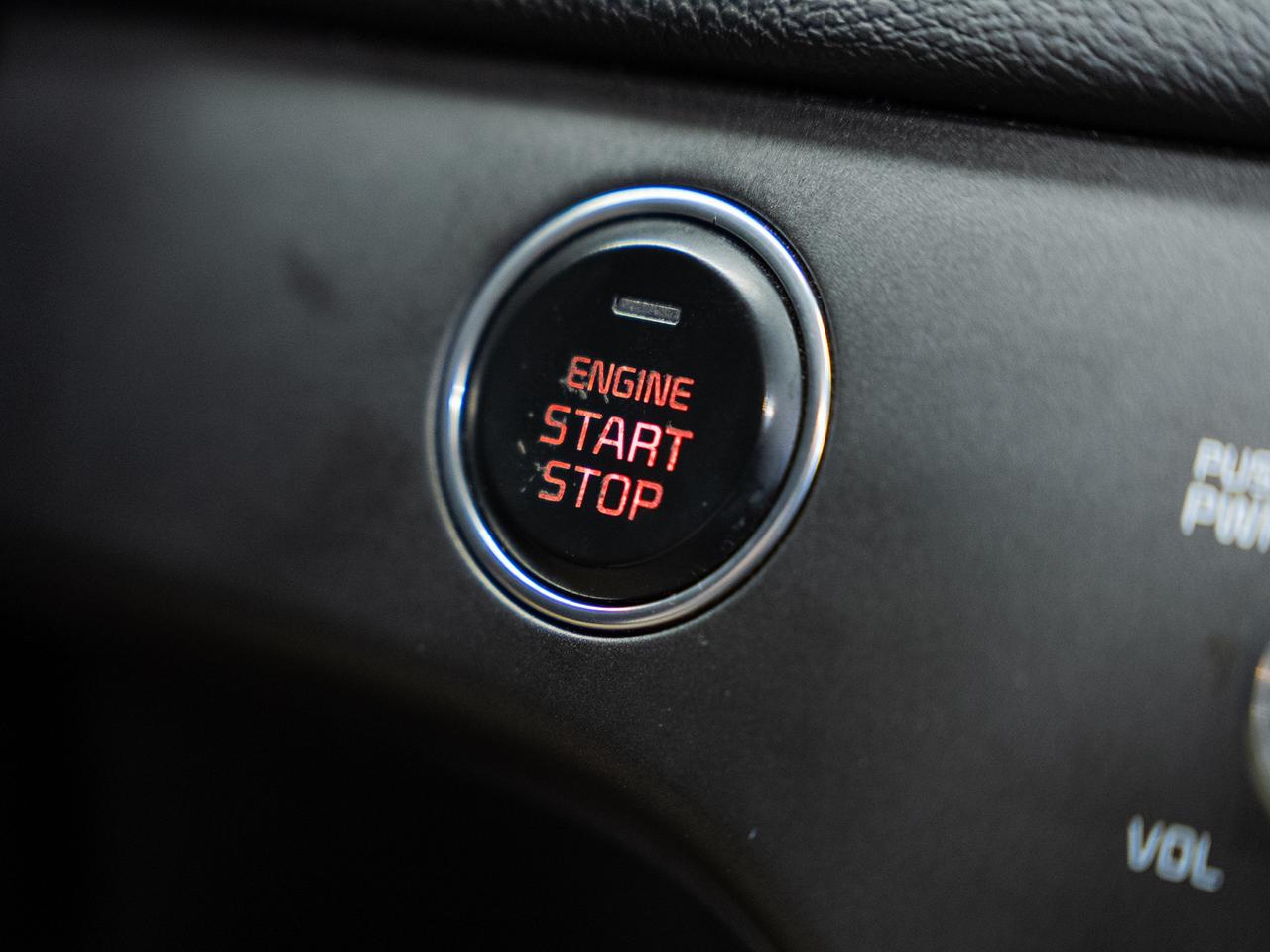 2022 Kia Sportage EX PREMIUM S | Pano roof | Leather | BSM | CarPlay