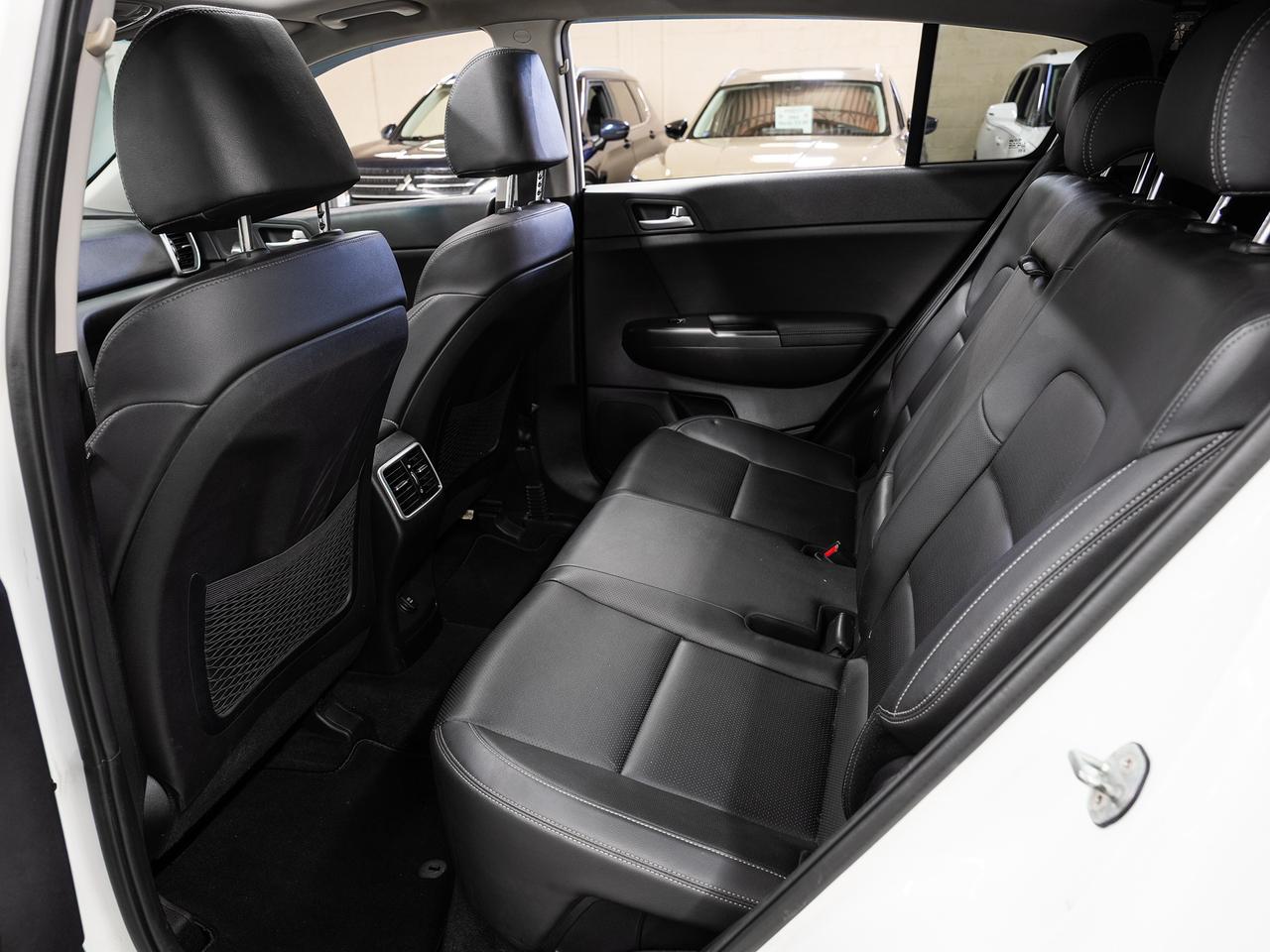 2022 Kia Sportage EX PREMIUM S | Pano roof | Leather | BSM | CarPlay Photo