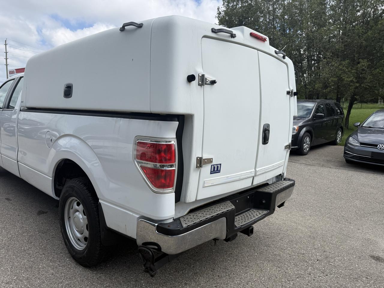 2011 Ford F-150 XL Photo