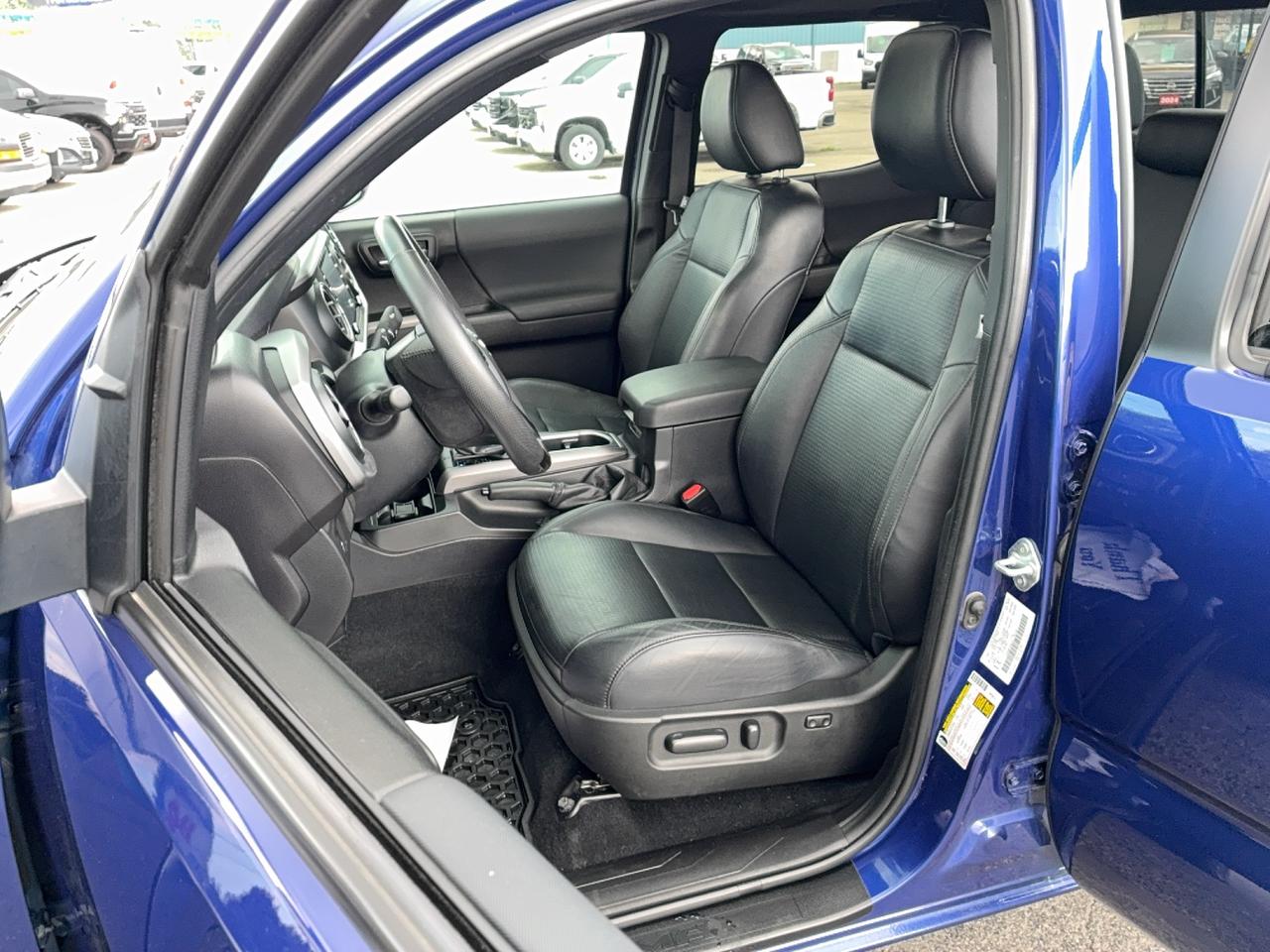 2023 Toyota Tacoma TRD Sport 4x4 DoubleCab Auto 3.5L6cylGas 6ftBox Photo