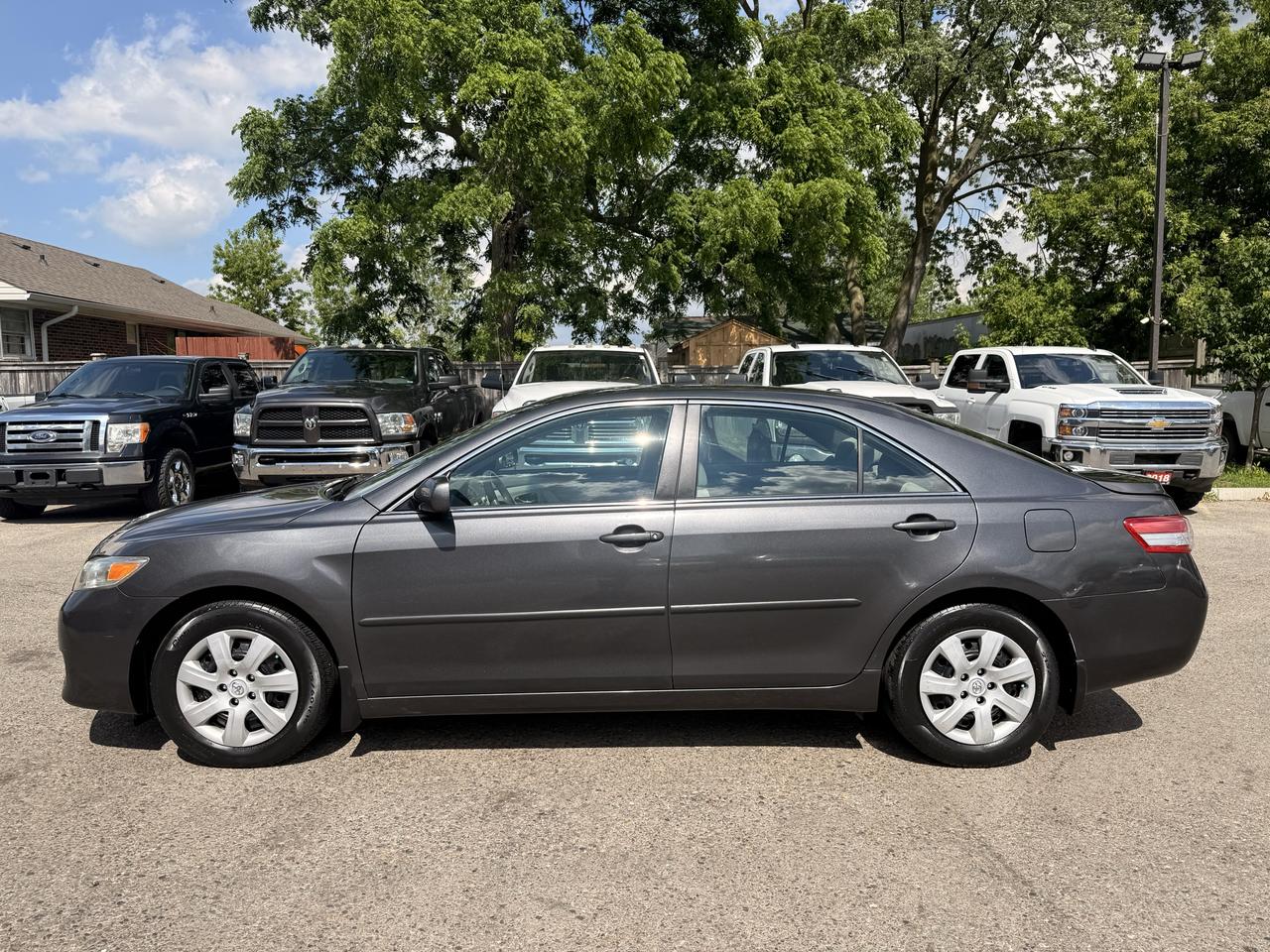 2011 Toyota Camry LE | Clean CARFAX Photo