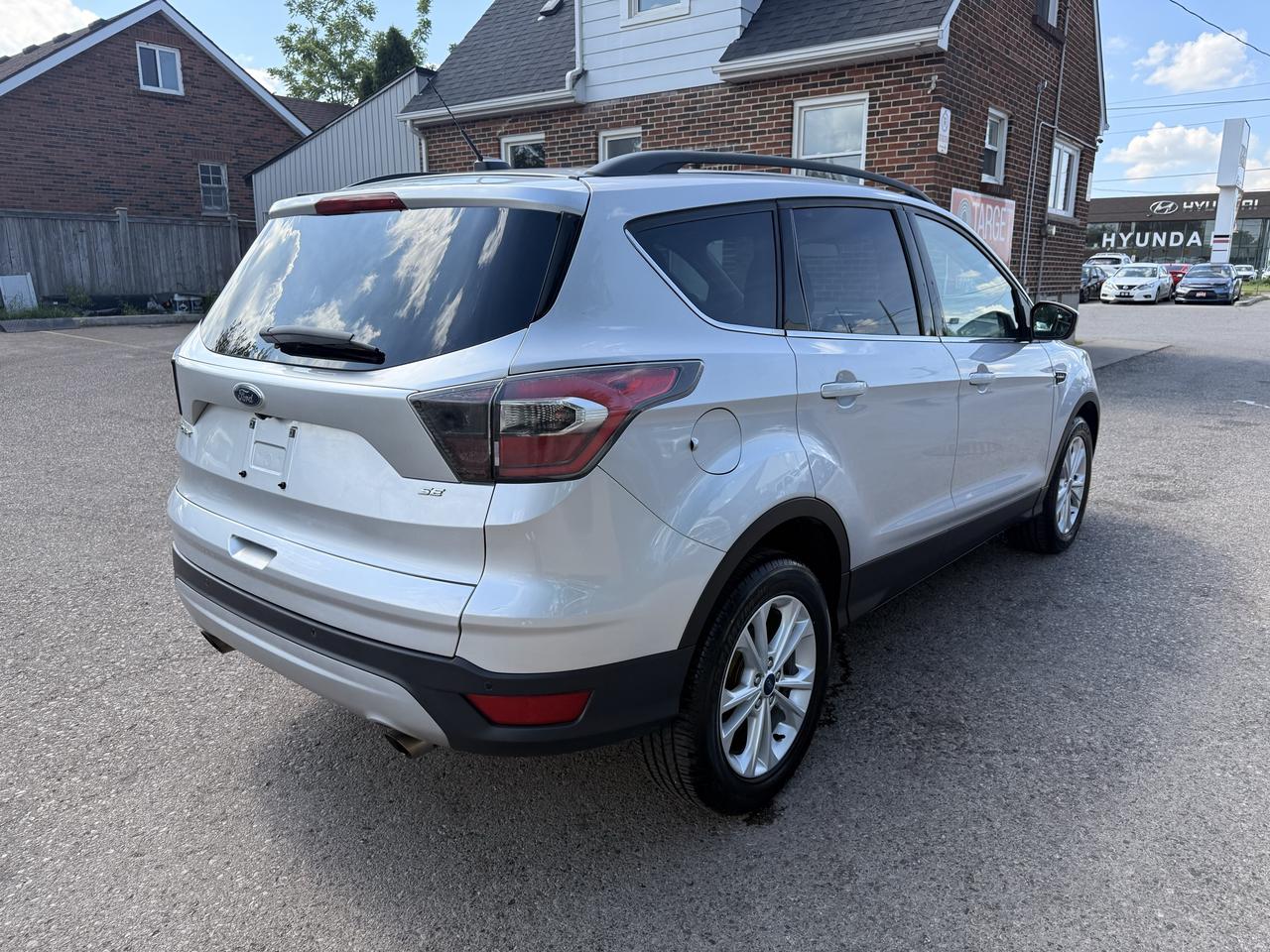 2017 Ford Escape SE Photo