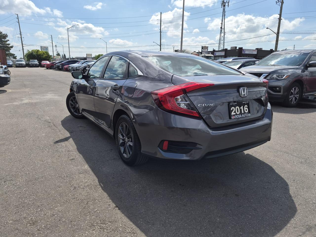 2016 Honda Civic AUTO B-TOOTH CAMERA ALLOY !! SAFETY CERTIFED!! Photo