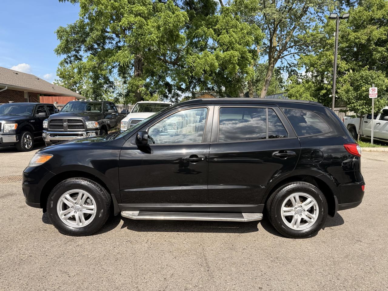 2012 Hyundai Santa Fe GL | One Owner | Clean CARFAX Photo