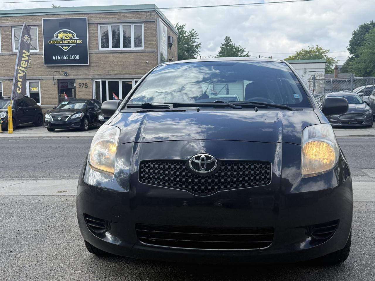 2007 Toyota Yaris LE Photo