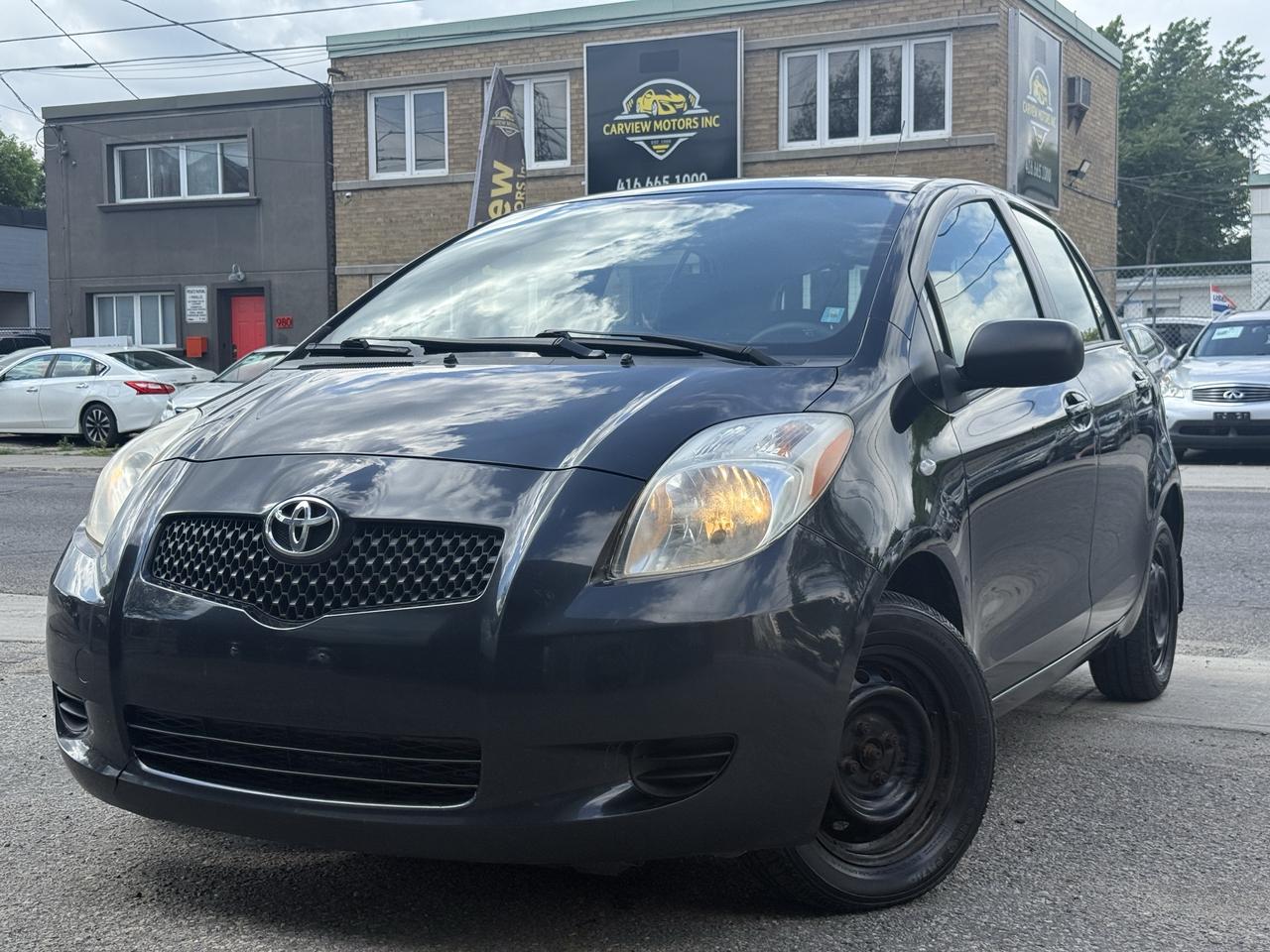 2007 Toyota Yaris LE Photo