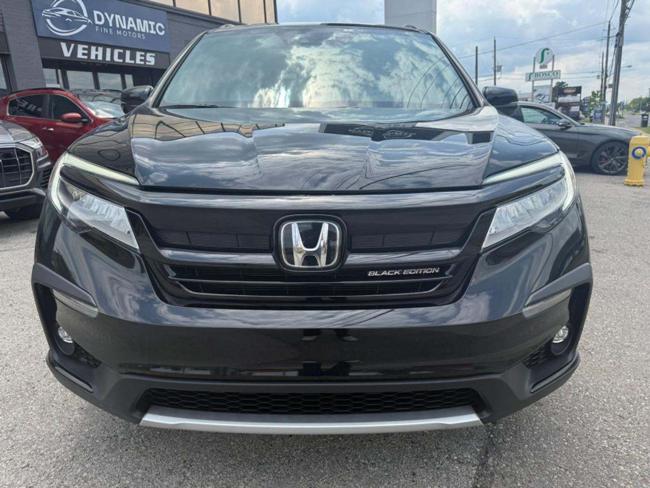 2022 Honda Pilot BLACK EDITION /AWD V6 /LEATHER /NAVIGATION /7-SEAT Photo