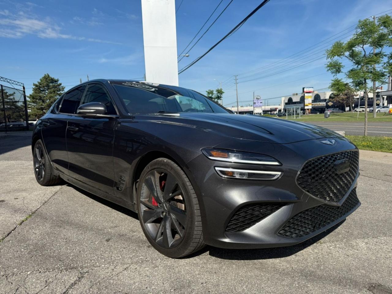 2022 Genesis G70 3.3T SPORT /AWD /HUD /SUNROOF - Photo #4