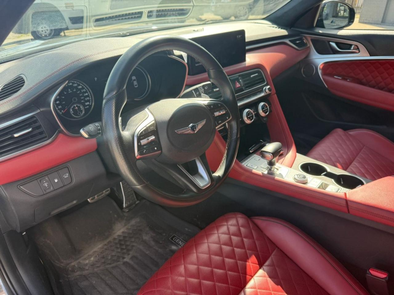 2022 Genesis G70 3.3T SPORT /AWD /HUD /SUNROOF - Photo #14