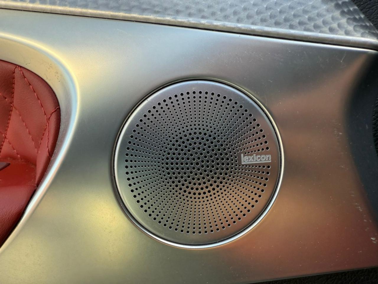2022 Genesis G70 3.3T SPORT /AWD /HUD /SUNROOF Photo