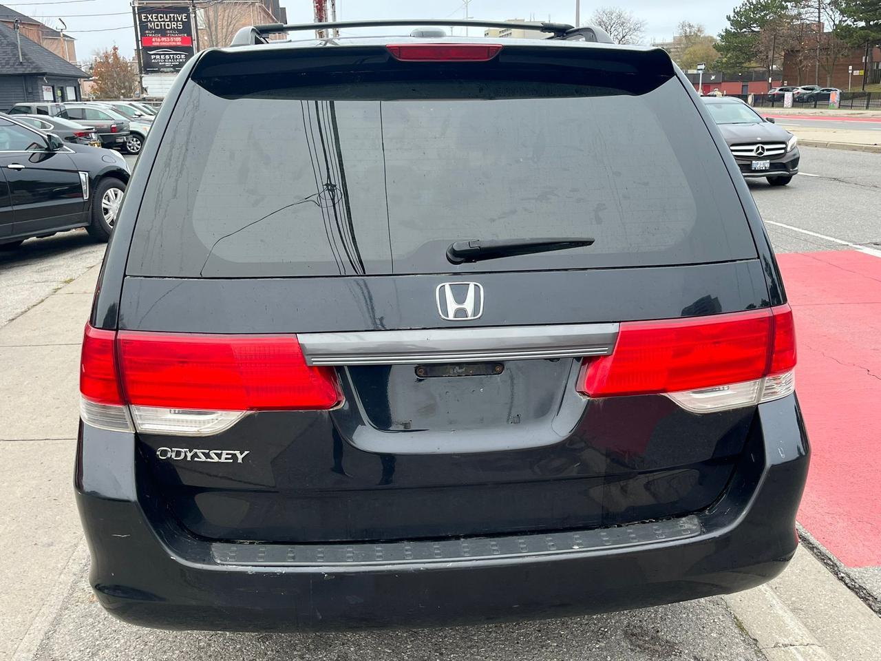 2008 Honda Odyssey EX-L- LEATHER-BACK CAM-SUNROOF-HEATED SEATS Photo