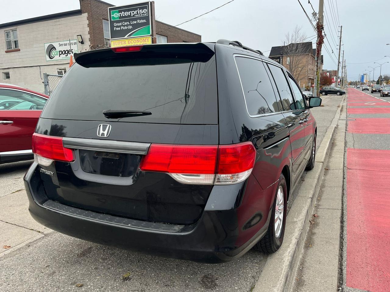 2008 Honda Odyssey EX-L- LEATHER-BACK CAM-SUNROOF-HEATED SEATS Photo
