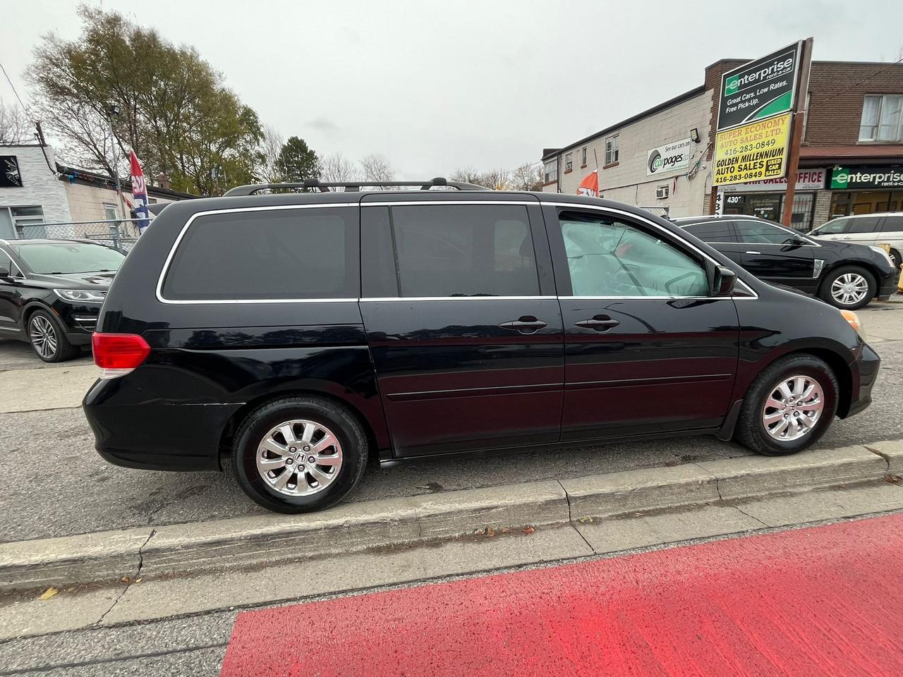 2008 Honda Odyssey EX-L- LEATHER-BACK CAM-SUNROOF-HEATED SEATS Photo
