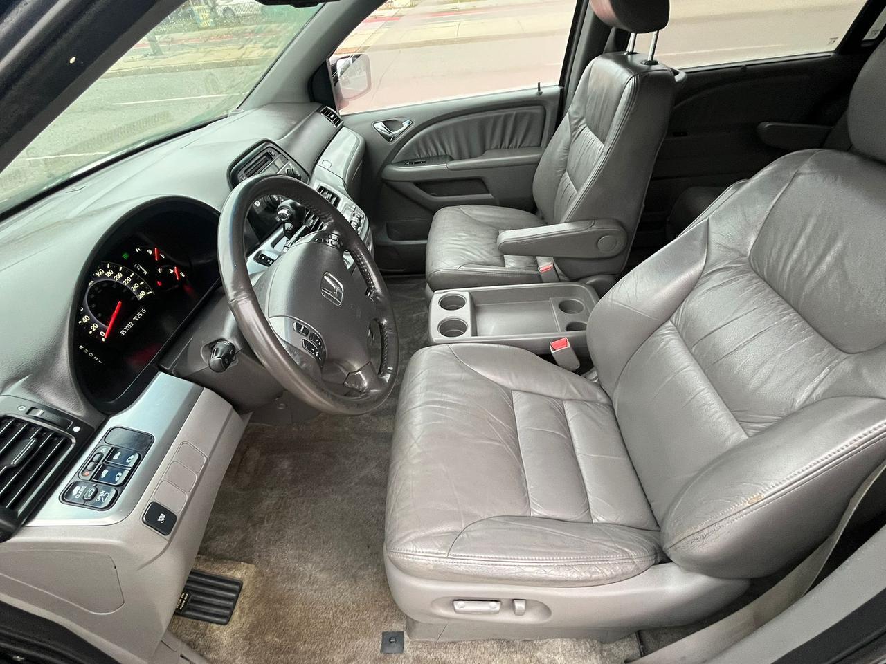 2008 Honda Odyssey EX-L- LEATHER-BACK CAM-SUNROOF-HEATED SEATS Photo