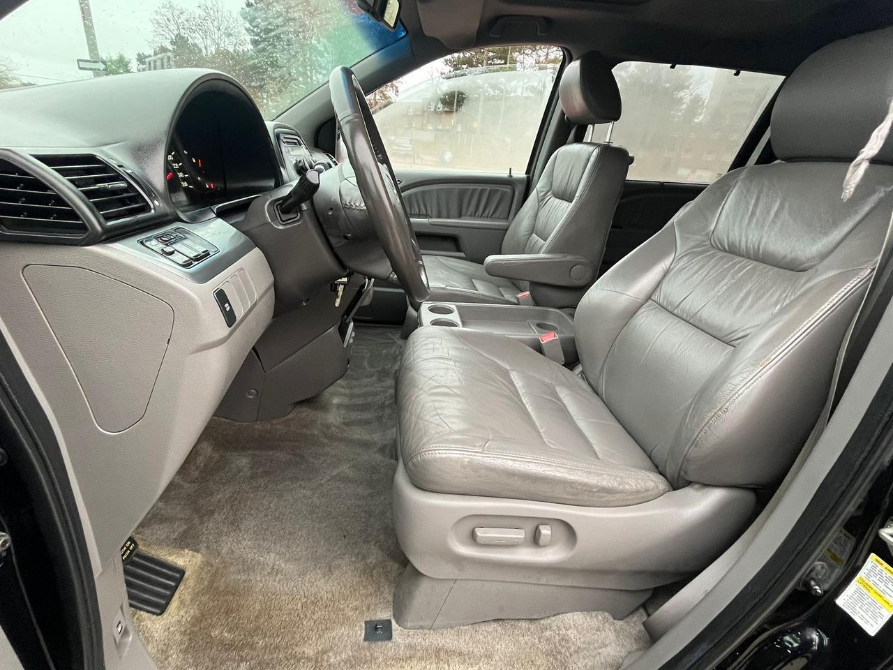 2008 Honda Odyssey EX-L- LEATHER-BACK CAM-SUNROOF-HEATED SEATS Photo