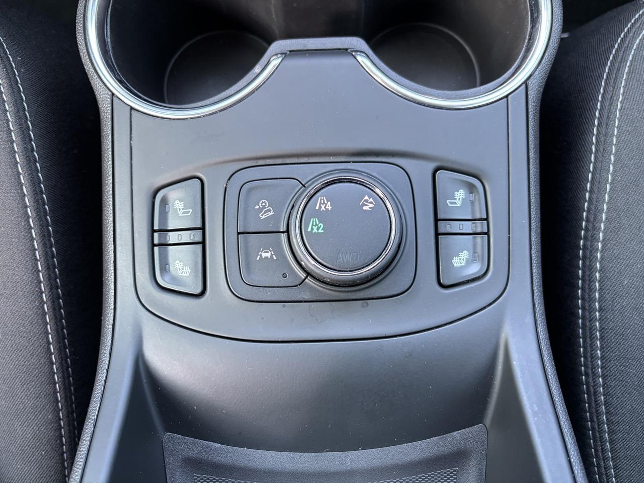 2022 GMC Terrain SLE ~CLEAN CARFAX~ALLOYS~CARPLAY~ Photo