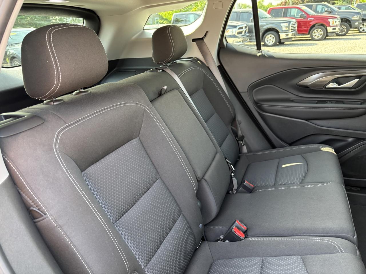 2022 GMC Terrain SLE ~CLEAN CARFAX~ALLOYS~CARPLAY~ Photo