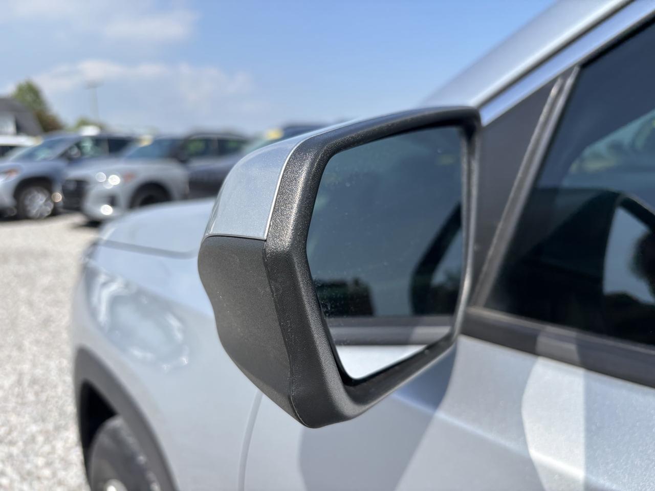 2022 GMC Terrain SLE ~CLEAN CARFAX~ALLOYS~CARPLAY~ Photo