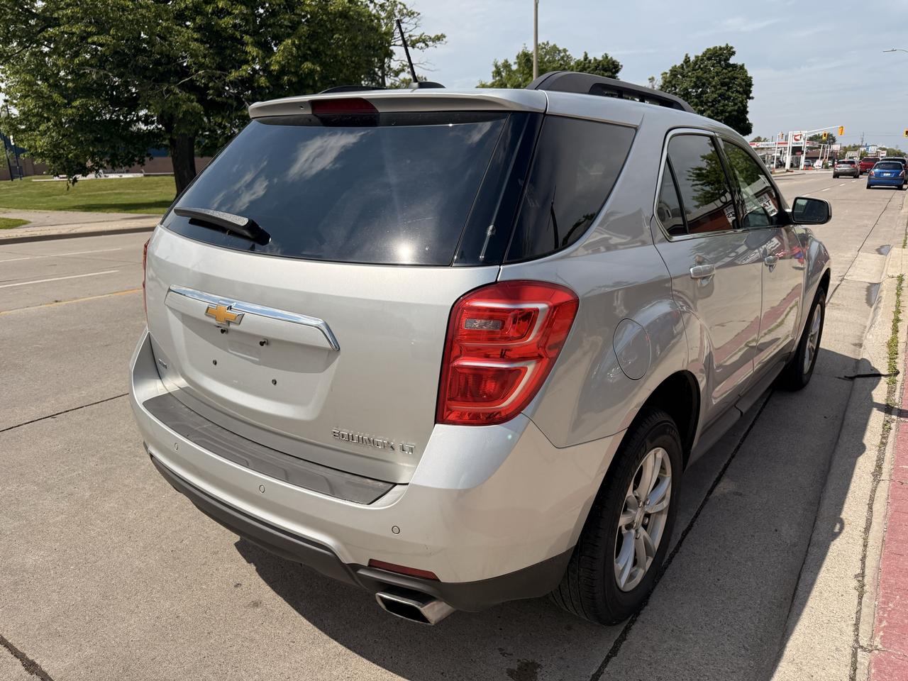 2016 Chevrolet Equinox AWD 4DR LT Photo