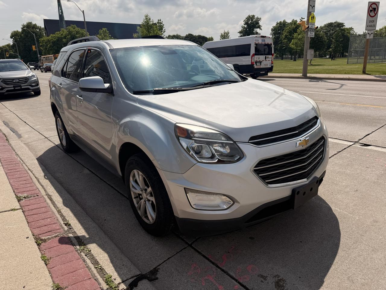 2016 Chevrolet Equinox AWD 4DR LT Photo