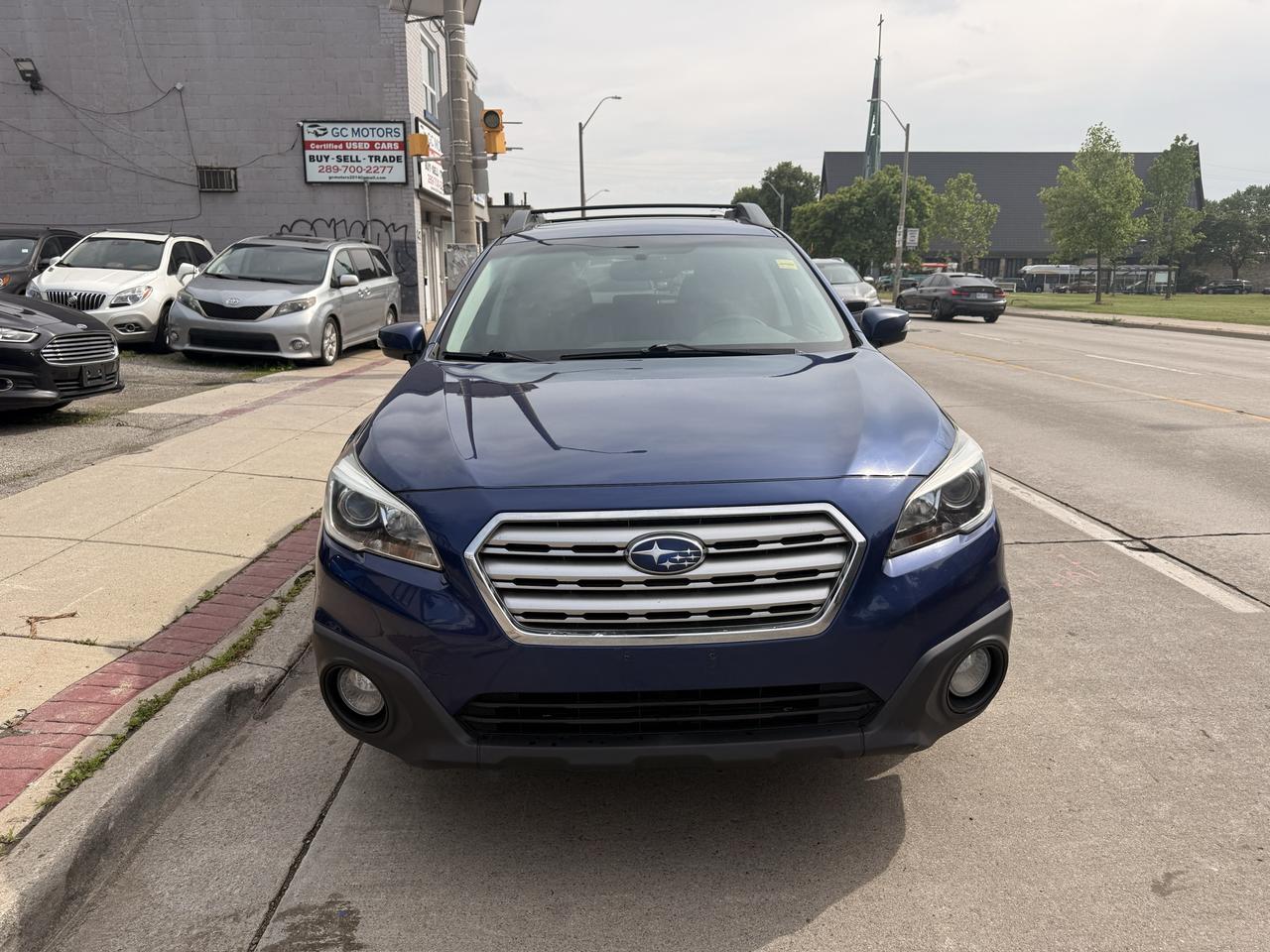 2015 Subaru Outback 5dr Wgn CVT 2.5i w/Limited & Tech Pkg Photo
