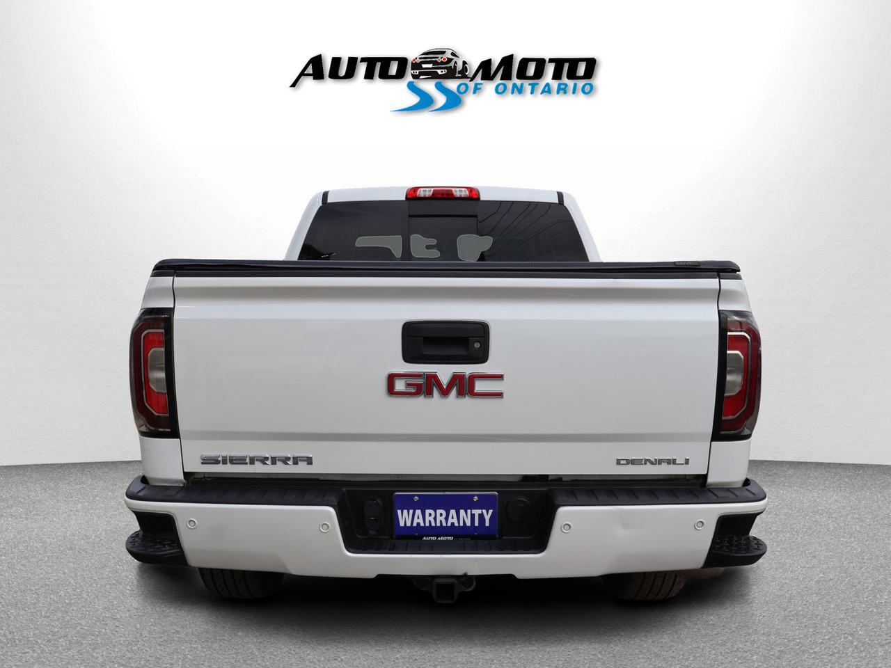 2016 GMC Sierra 1500 V8 DENALI 4WD CREW CERTIFIED CAMERA NAV BLUETOOTH LEATHER HEATED SEATS SUNROOF CRUISE ALLOYS Photo