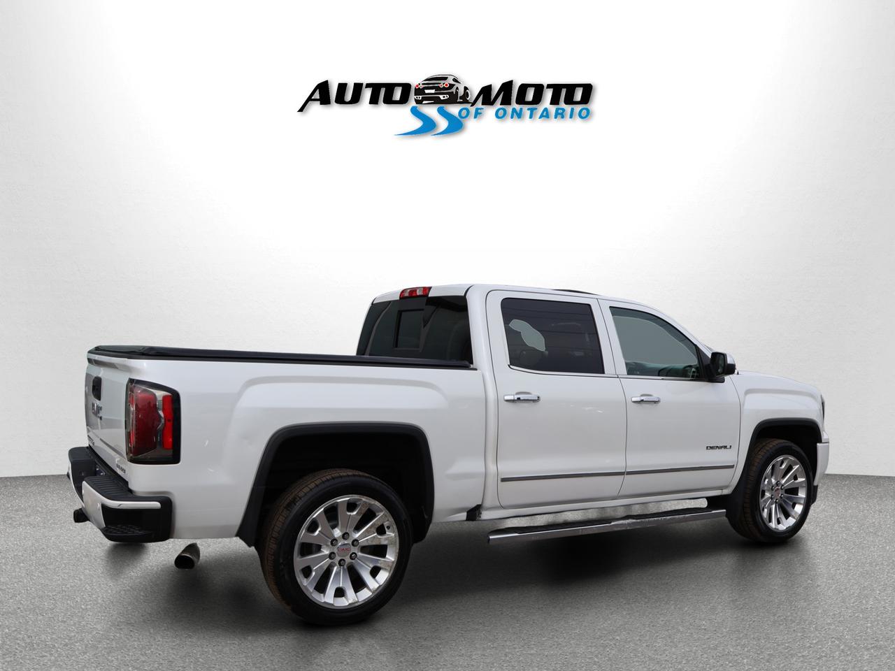 2016 GMC Sierra 1500 V8 DENALI 4WD CREW CERTIFIED CAMERA NAV BLUETOOTH LEATHER HEATED SEATS SUNROOF CRUISE ALLOYS Photo