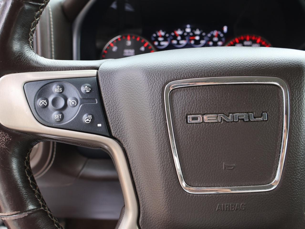 2016 GMC Sierra 1500 V8 DENALI 4WD CREW CERTIFIED CAMERA NAV BLUETOOTH LEATHER HEATED SEATS SUNROOF CRUISE ALLOYS Photo