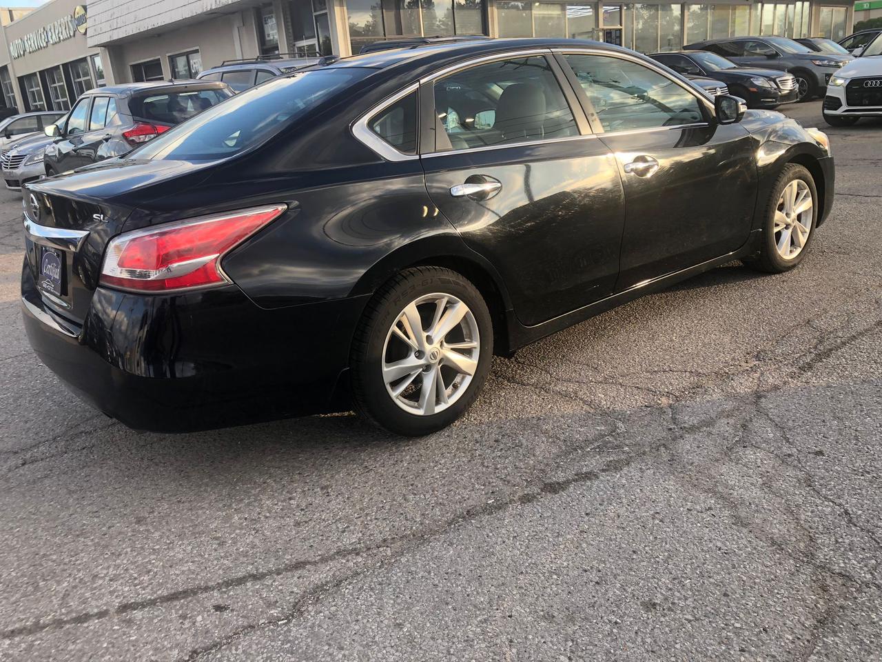 2015 Nissan Altima 2.5 SL Photo