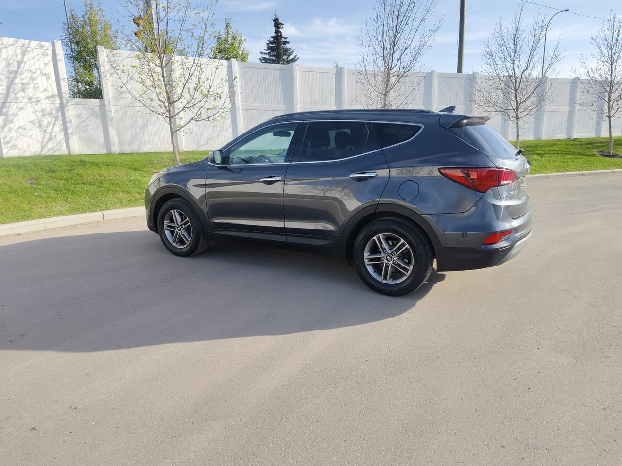 2018 Hyundai Santa Fe Sport Premium Photo