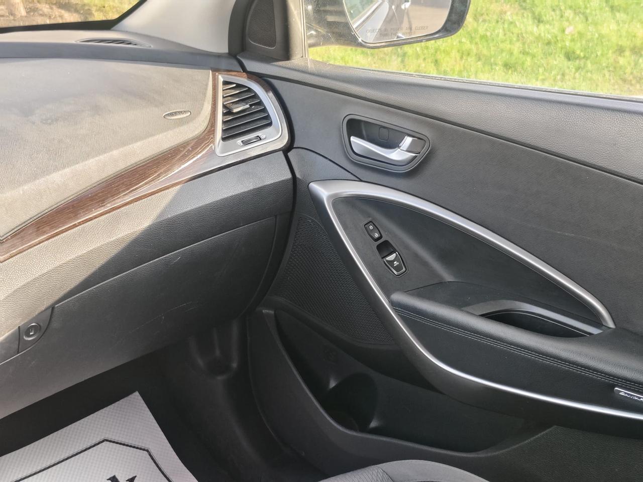 2018 Hyundai Santa Fe Sport Premium Photo