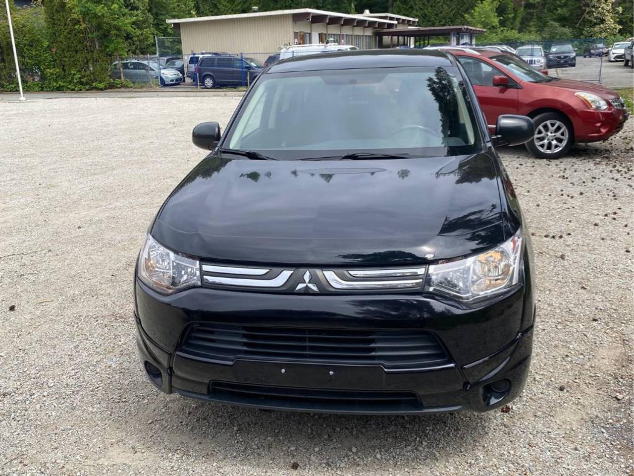 2014 Mitsubishi Outlander ES