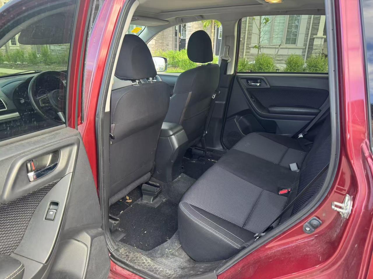 2017 Subaru Forester 5dr Wgn CVT 2.5i Touring Photo