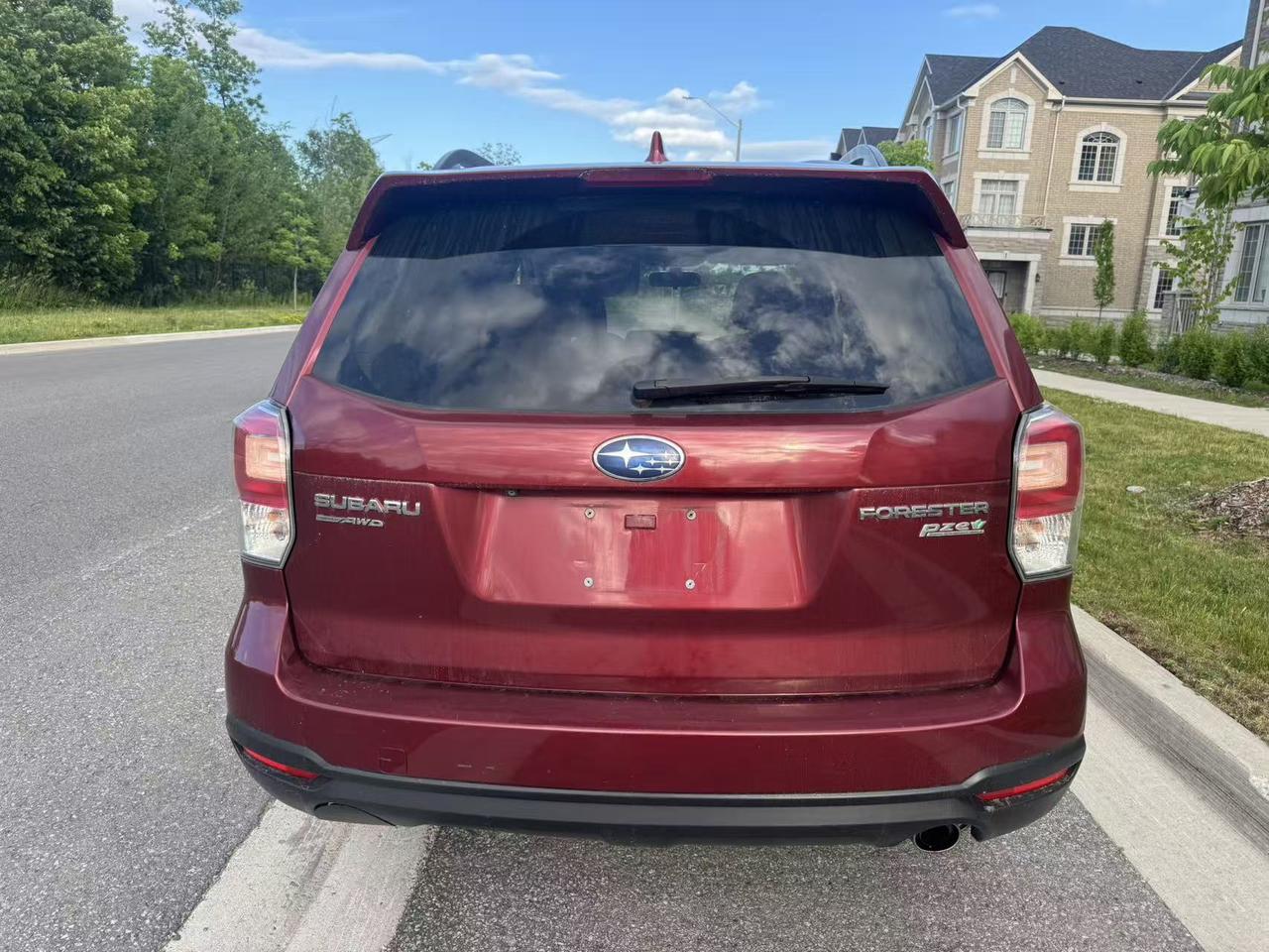 2017 Subaru Forester 5dr Wgn CVT 2.5i Touring Photo