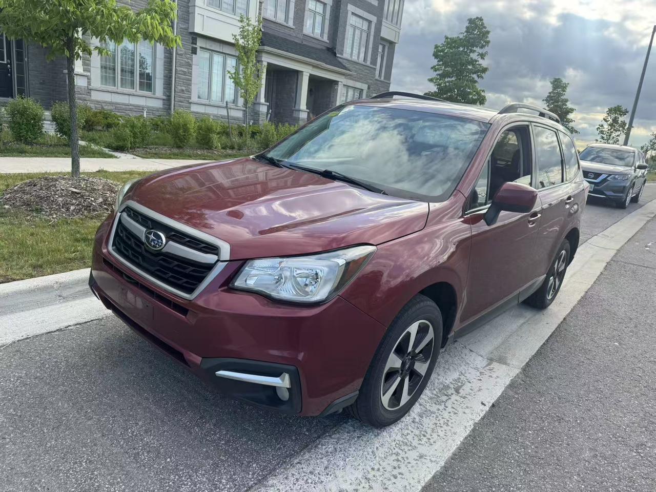 2017 Subaru Forester 5dr Wgn CVT 2.5i Touring Photo
