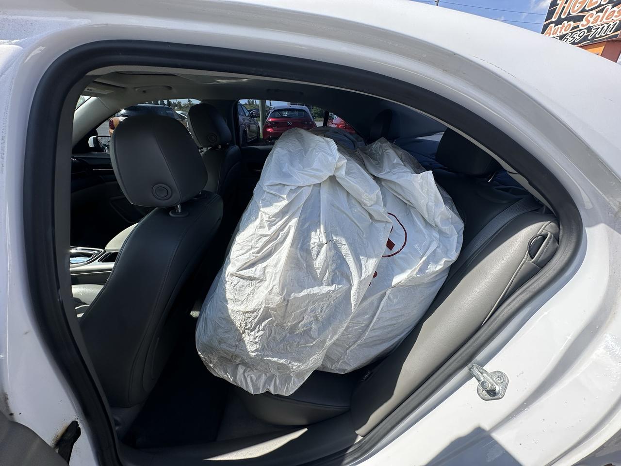 2013 Chevrolet Malibu AS IS, LT, RUNS AND DRIVES WELL, NEED BODYWORK Photo