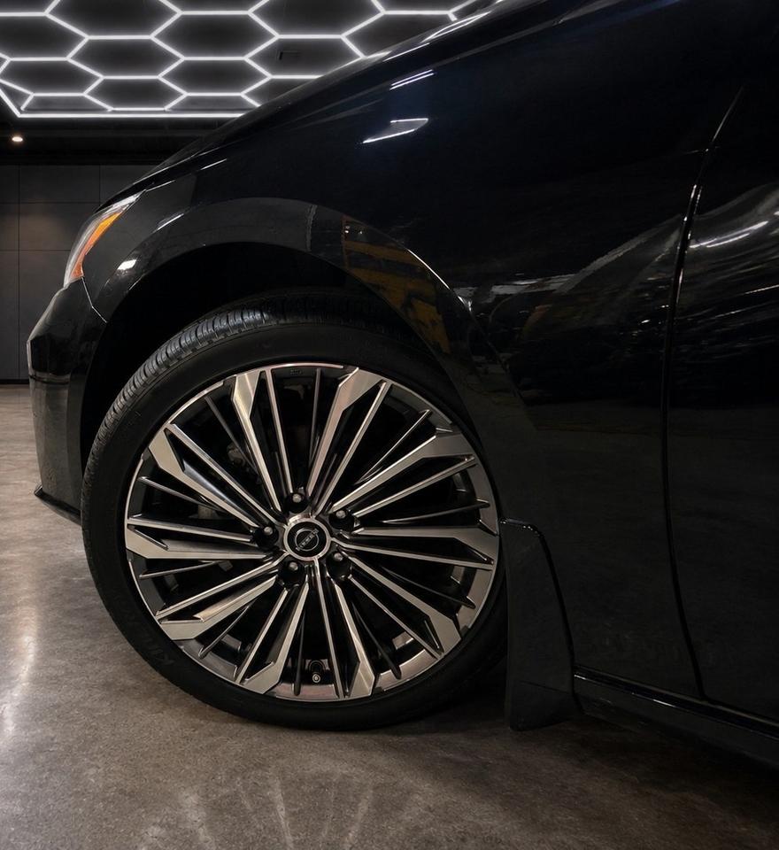 2023 Nissan Altima PLATINUM AWD Photo
