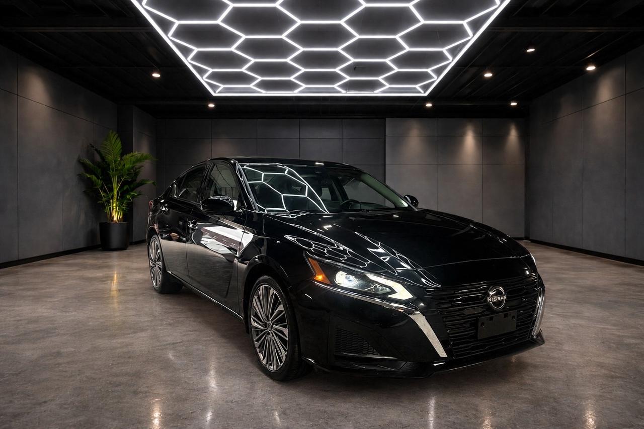 2023 Nissan Altima PLATINUM AWD Photo