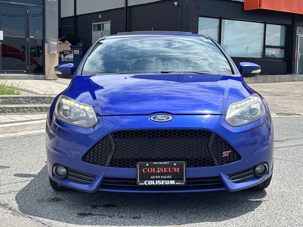 2014 Ford Focus ST 6 SPD MANUAL-LEATHER RECARO-ROOF-NAVI-NO ACCIDENTS Photo
