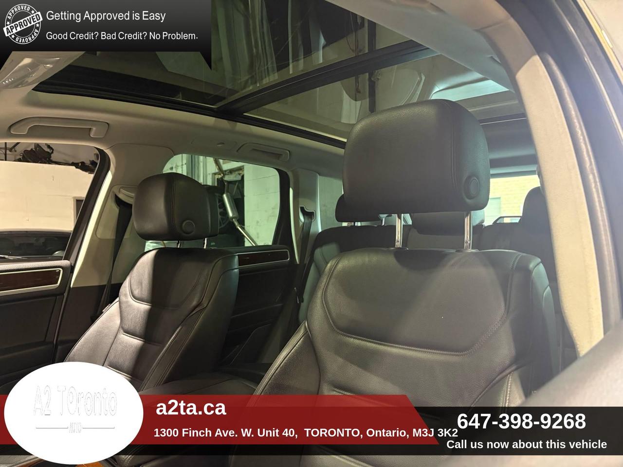 2014 Volkswagen Touareg 4dr 3.6L Photo