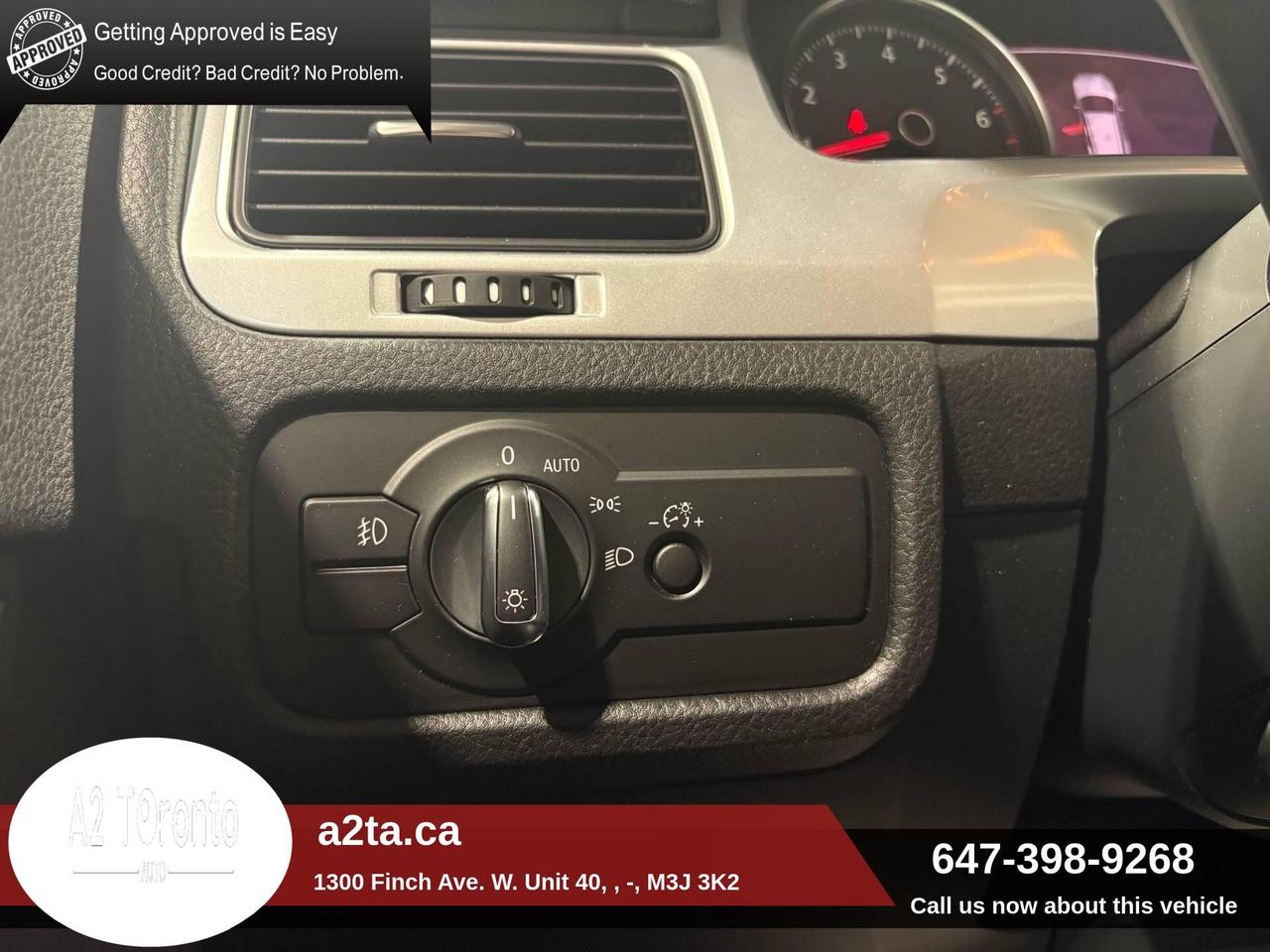 2014 Volkswagen Touareg 4dr 3.6L Photo
