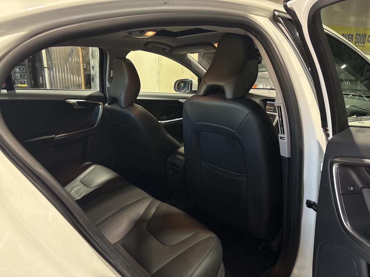 2015 Volvo S60 4dr Sdn T5 Drive-E Premier Plus FWD Photo