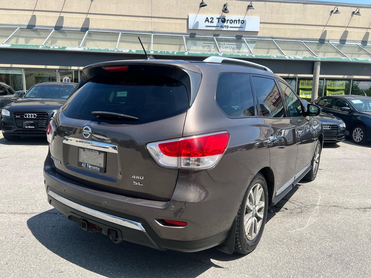 2015 Nissan Pathfinder 4WD 4DR SL Photo
