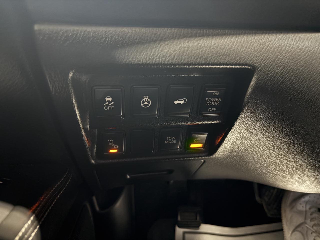 2015 Nissan Pathfinder 4WD 4DR SL Photo