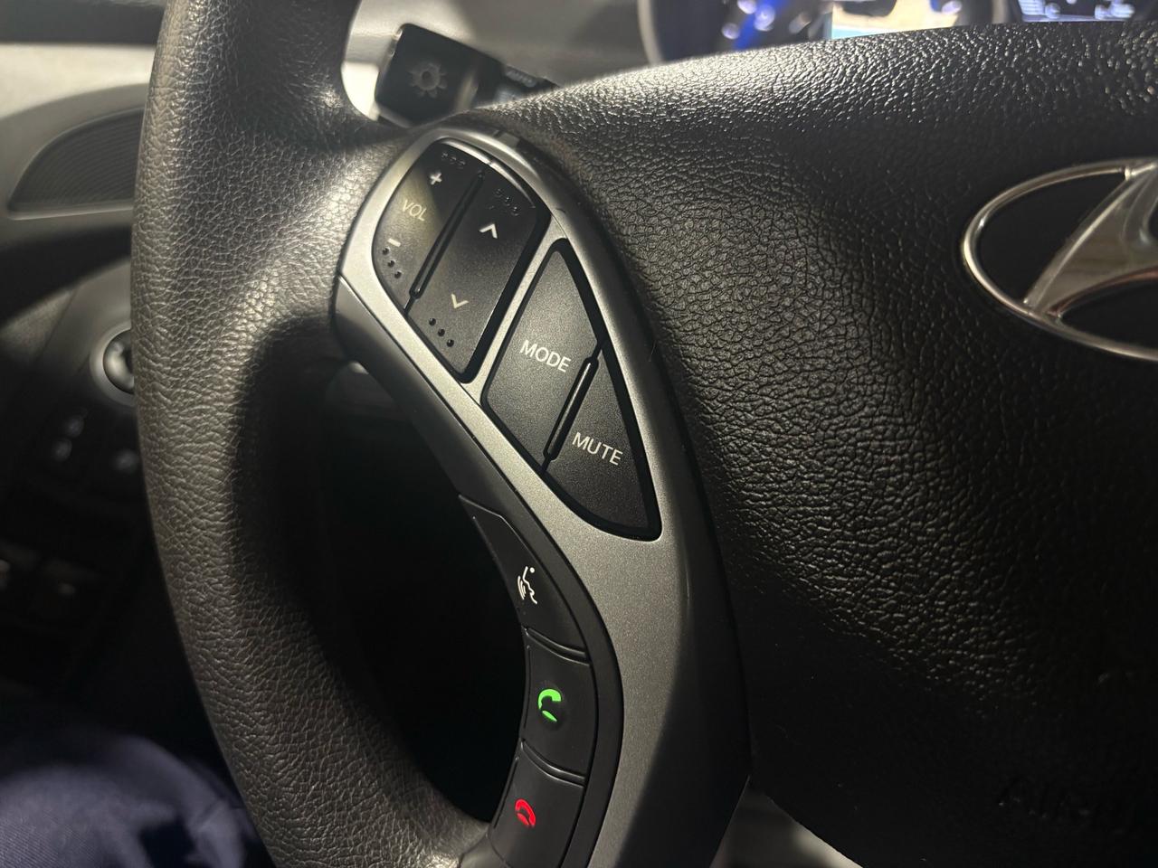 2016 Hyundai Elantra 4dr Sdn Auto Sport Appearance Photo
