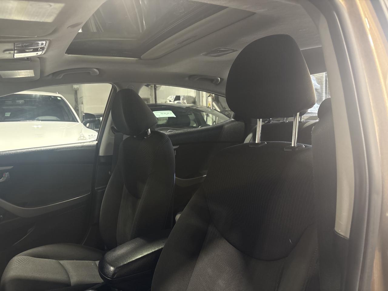 2016 Hyundai Elantra 4dr Sdn Auto Sport Appearance Photo