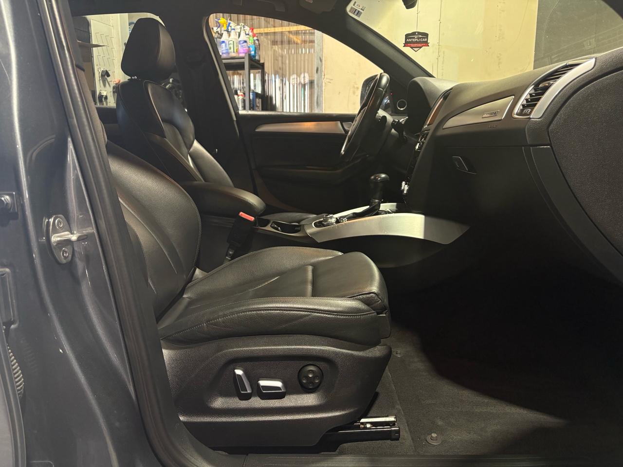 2016 Audi Q5 quattro 4dr 2.0T Technik Photo