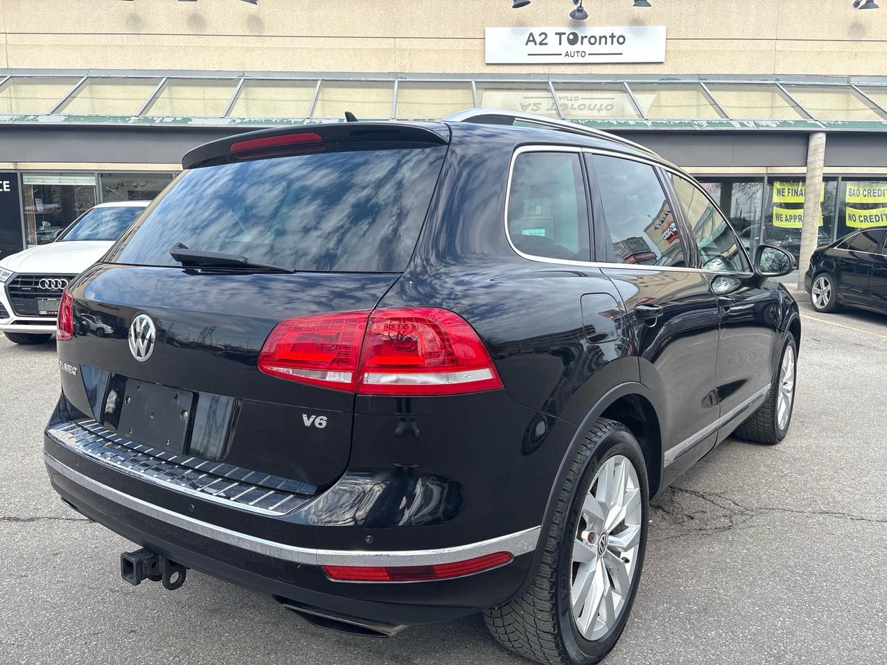 2016 Volkswagen Touareg 4dr V6 Execline Photo